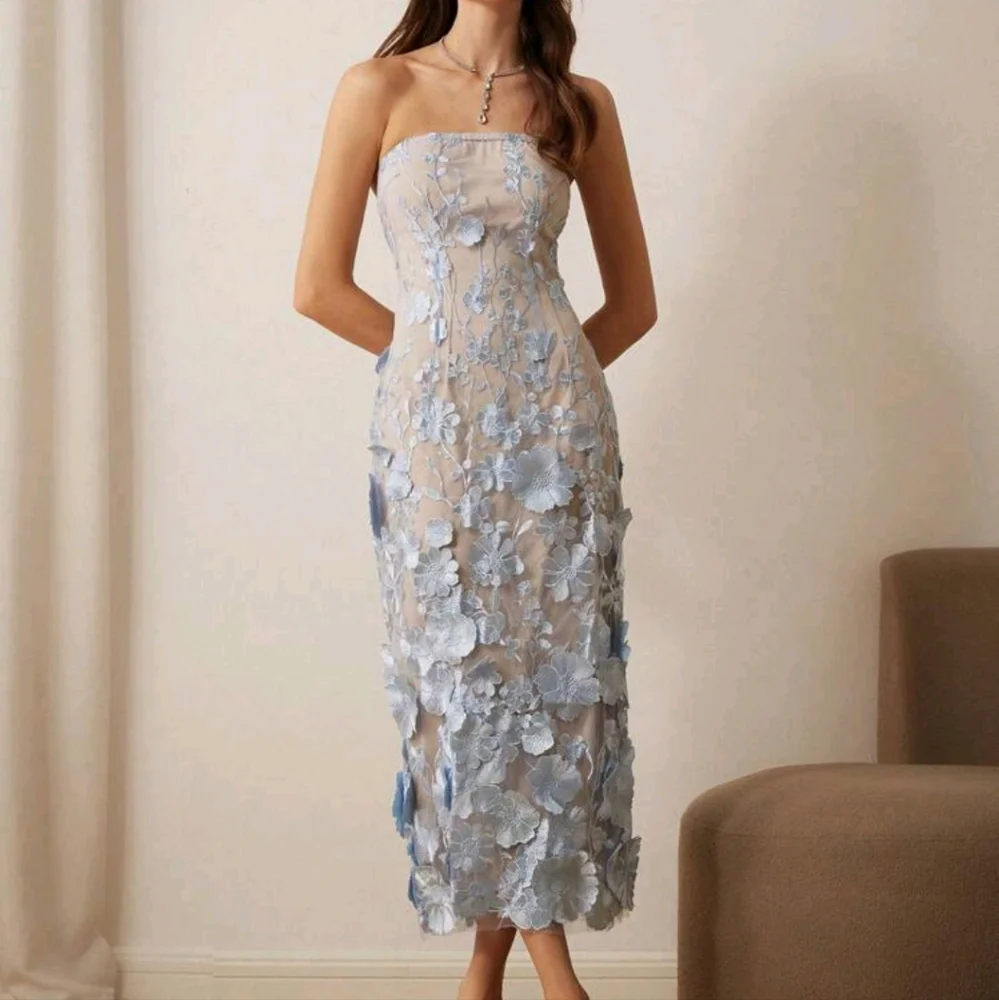 Women's Embroidered 3D Floral Bandeau Midi Dress, For Party - Picture 1 of 4
